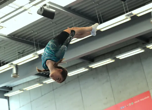 Top Nachwuchstalent Vivien Lichtenstern will ihren Vorjahrestitel bei den Schwäbischen Meisterschaften im Trampolinturnen in Immenstadt verteidigen