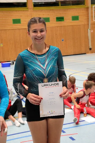 Marla Kessler strahlt über ihren 7. Platz